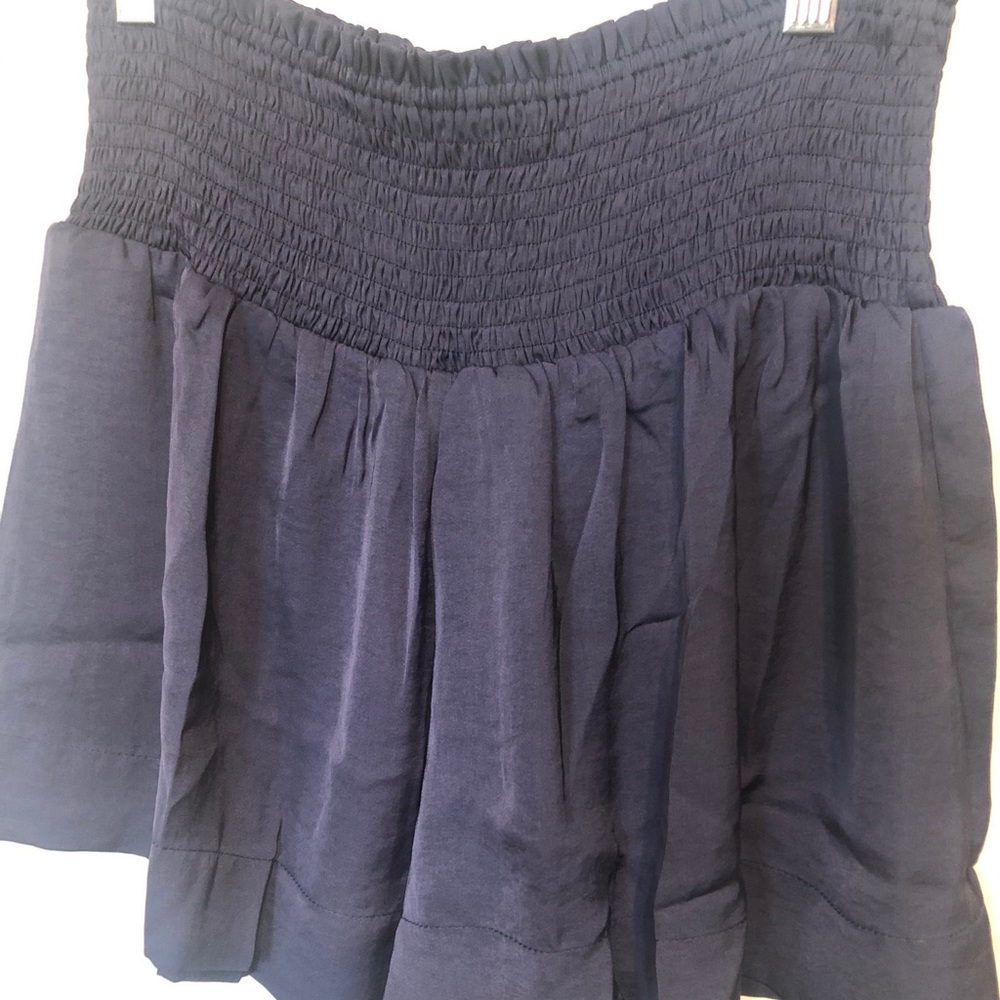 TCEC Navy Blue Smocked high-waist shorts NWT